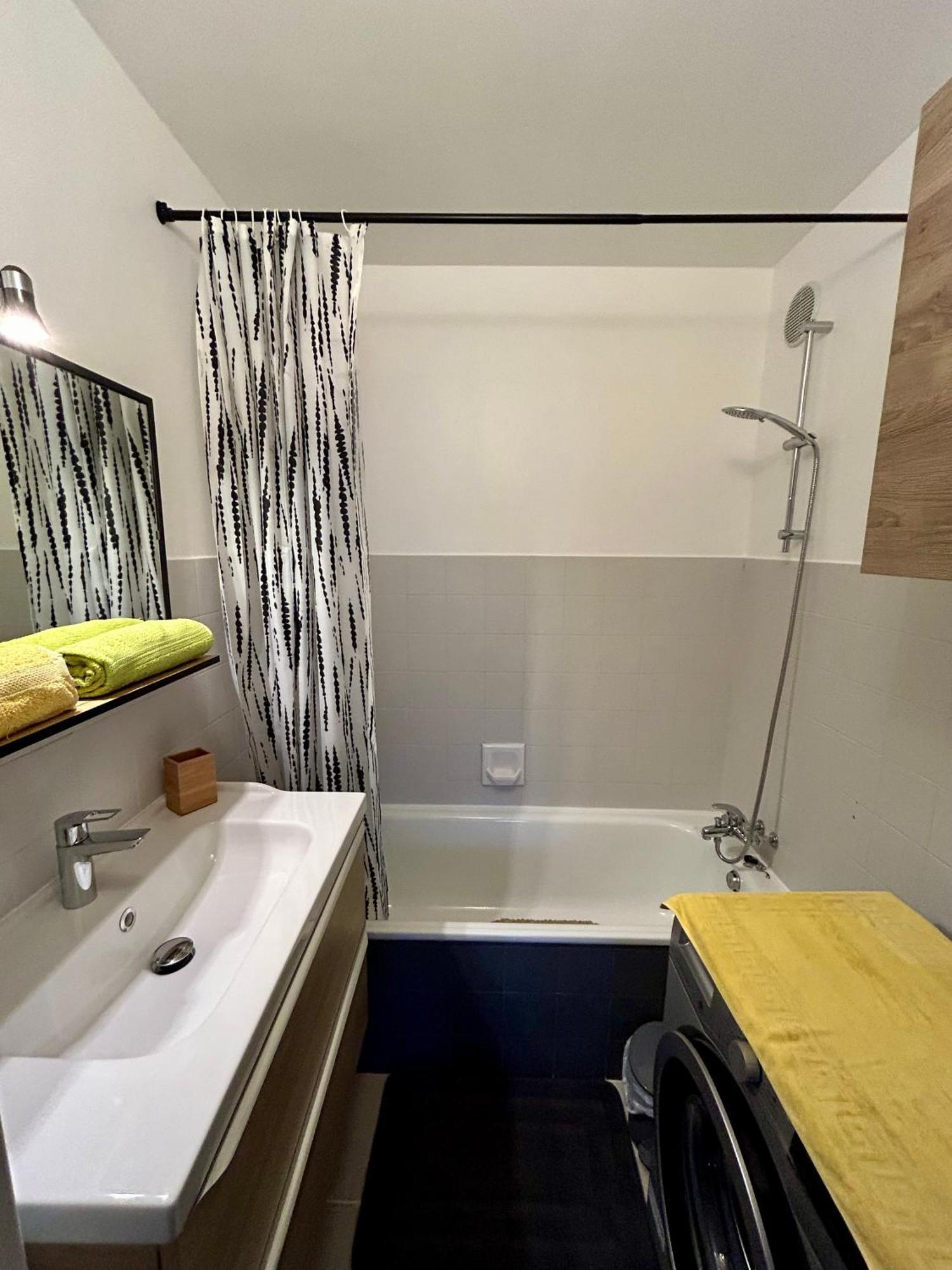 Cocoon Vue Mer ☆ En Face Du Port De Golfe-Juan ☆ Ngoại thất bức ảnh